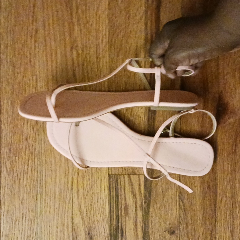 Sandal - Picture 3 of 3